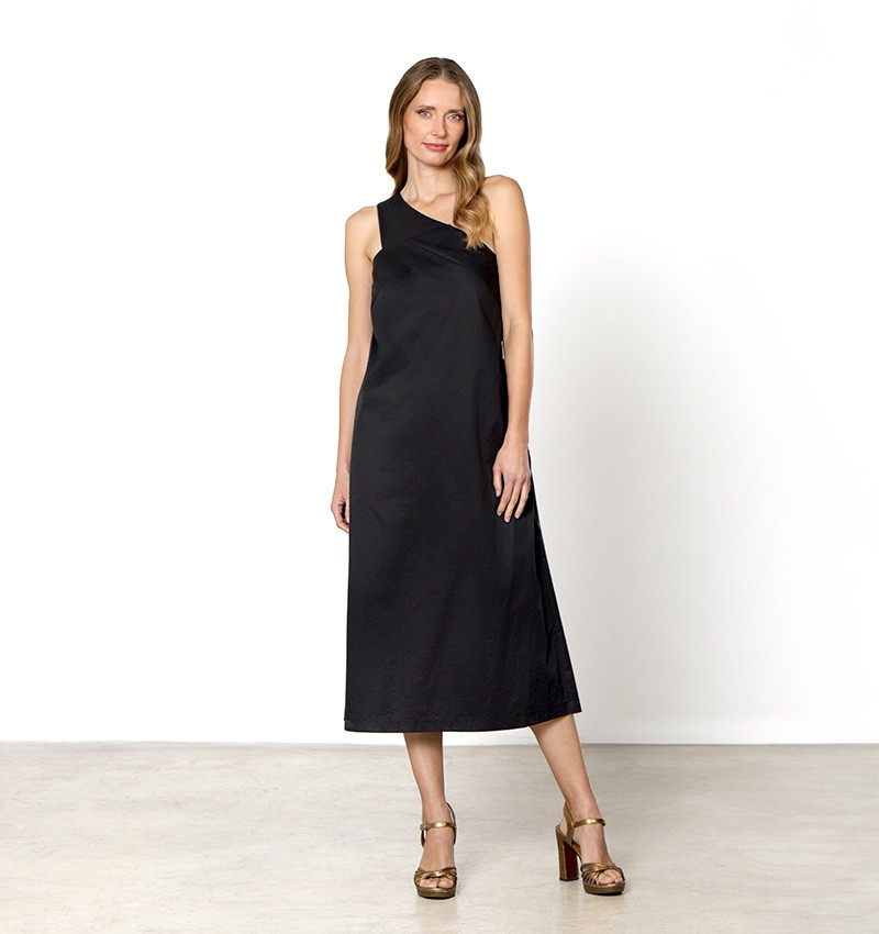 schwarzes-kleid-dasha