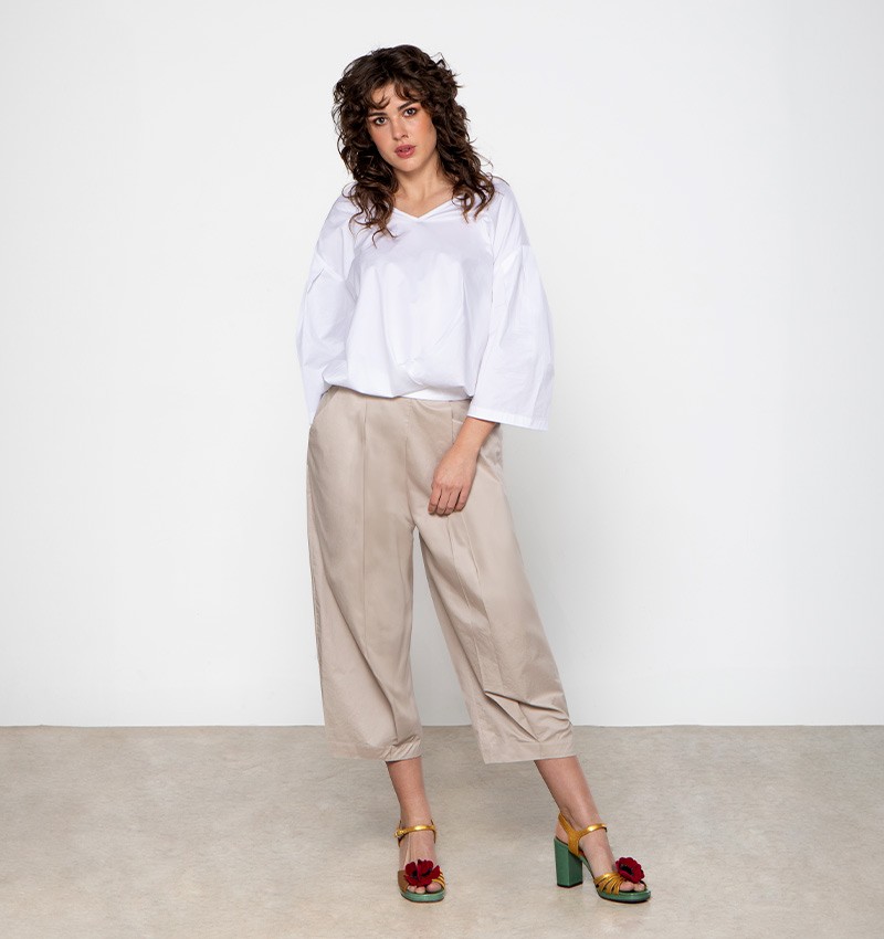 tuma-top-white