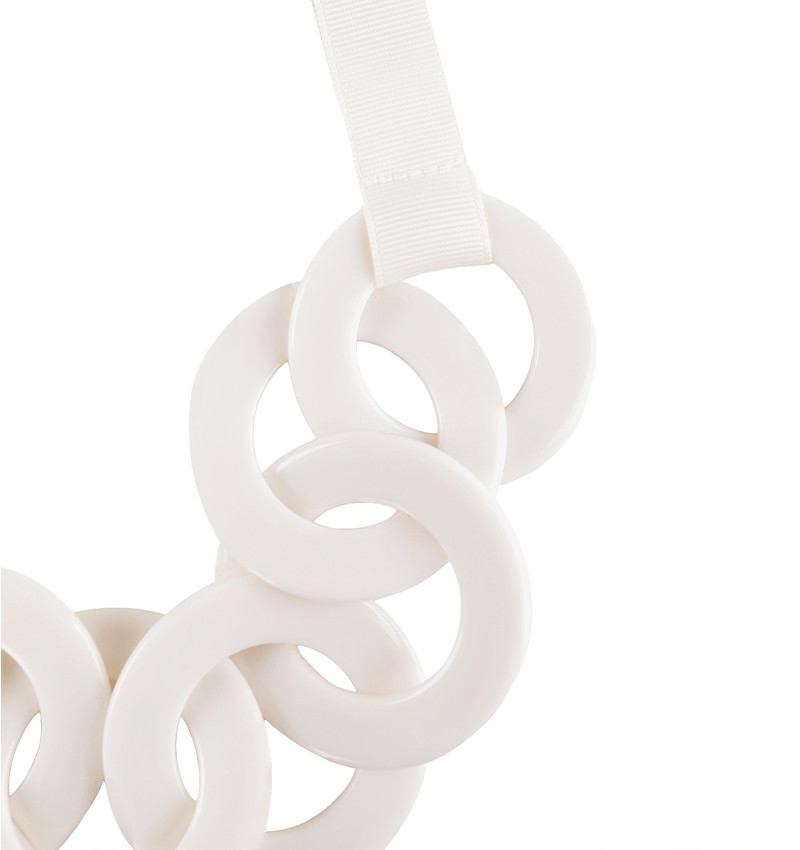 collar-blanco