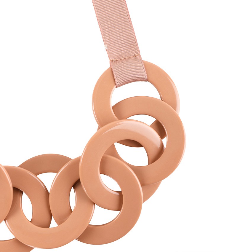 collar-sand