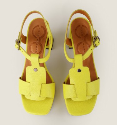 GESPO YELLOW CHiE MIHARA sandales