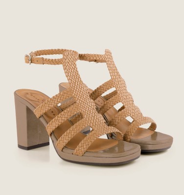 PAWER BROWN CHiE MIHARA sandals