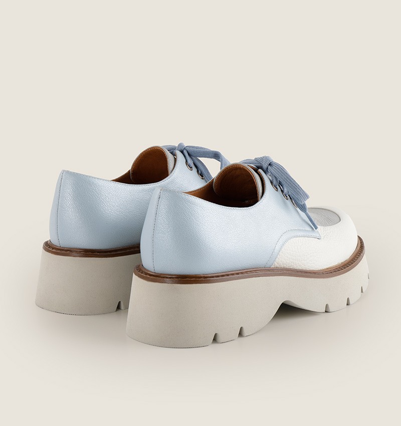 xuana-white-blue
