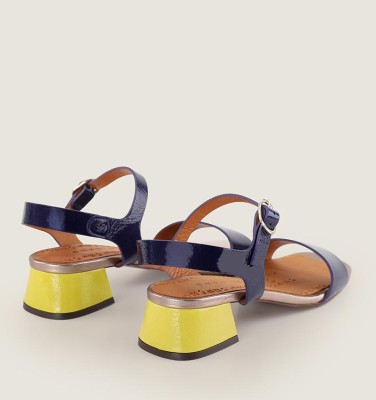UBANE NAVY CHiE MIHARA sandals