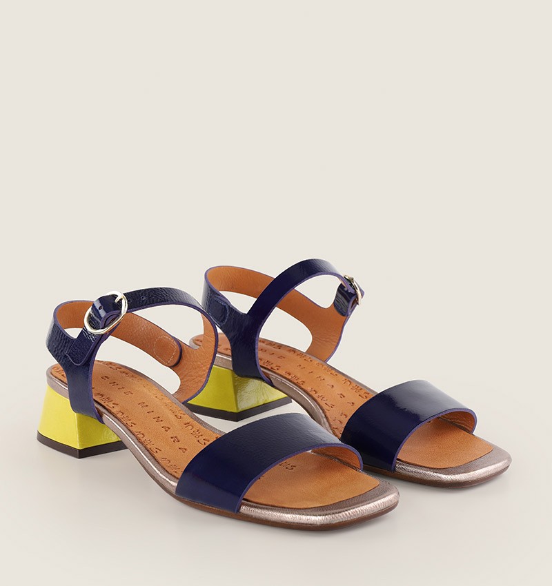 UBANE NAVY CHiE MIHARA sandals