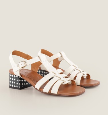 QUAKIN WHITE CHiE MIHARA sandals