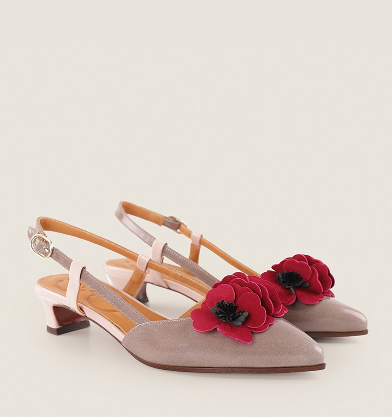 HAZEL LIGHT GREY CHiE MIHARA shoes