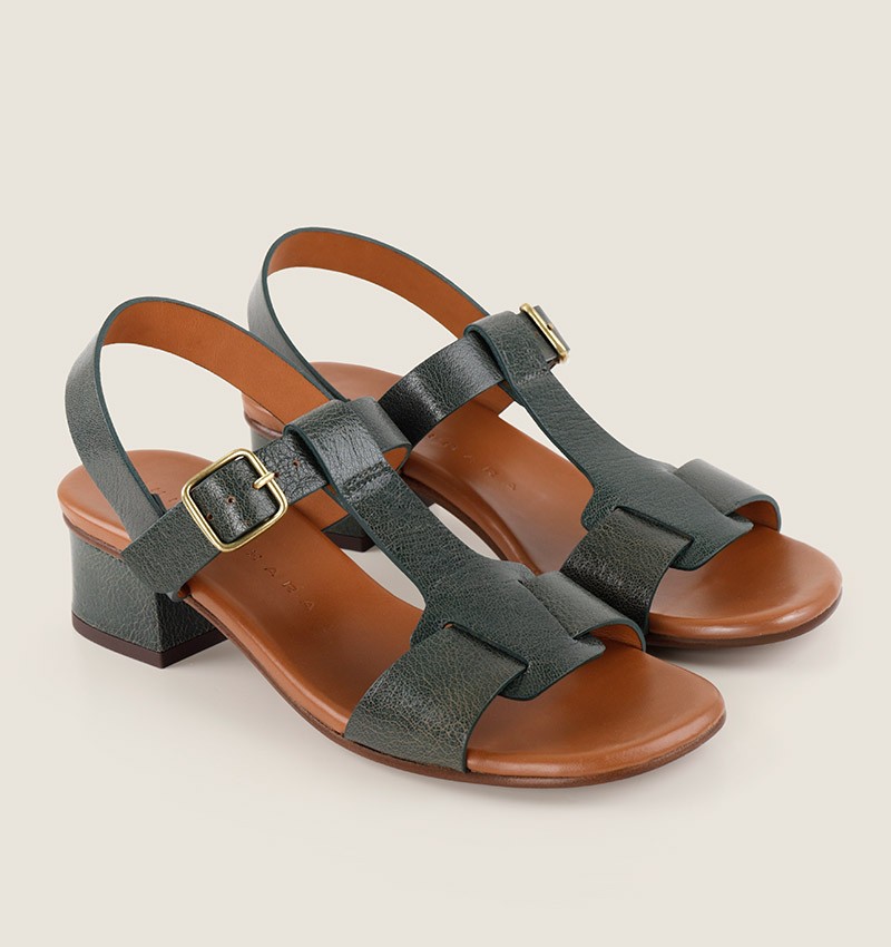 QUACO GREEN CHiE MIHARA sandals
