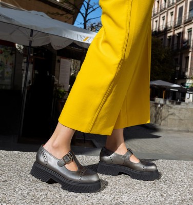 QAUJA SILVER CHiE MIHARA shoes