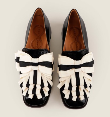 ZAPAME BLACK & WHITE CHiE MIHARA shoes