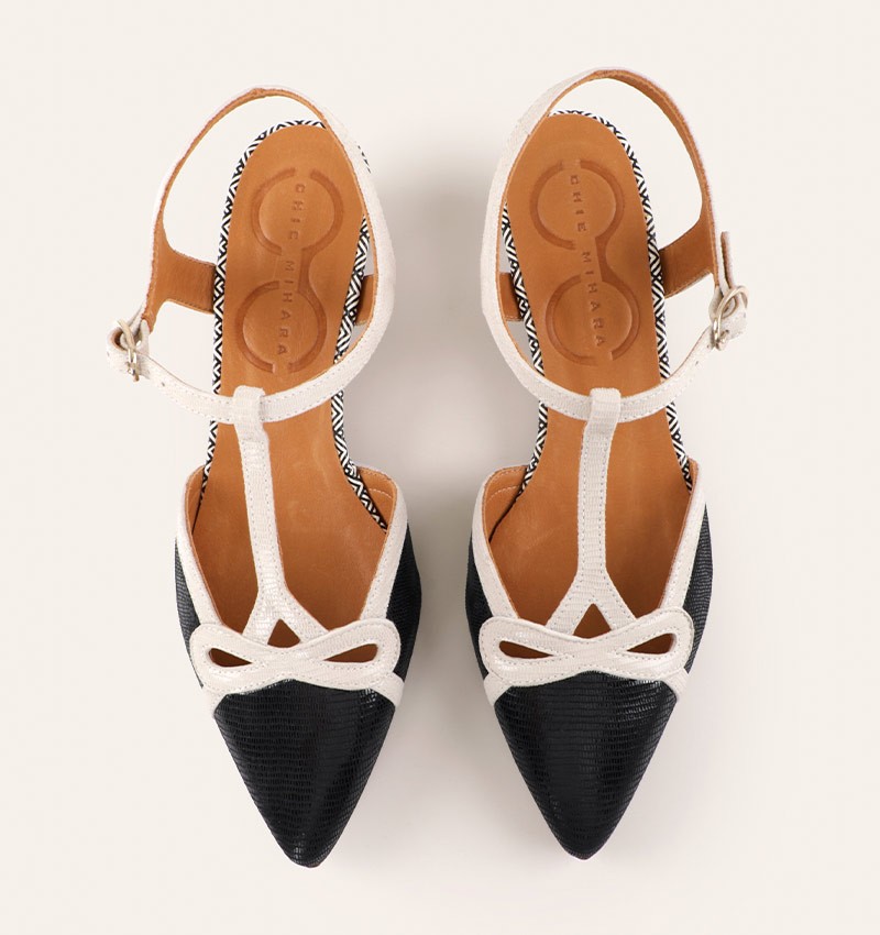 hene-black