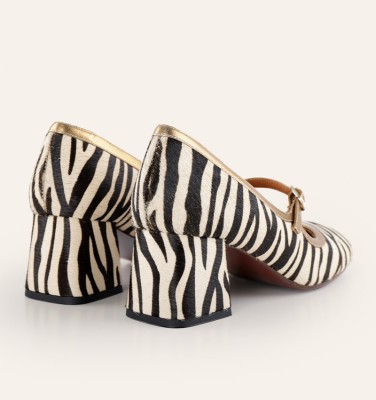 MUMMA ZEBRA