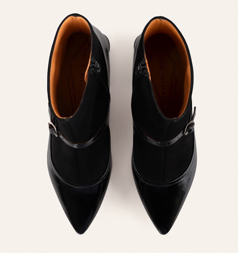 heley-black
