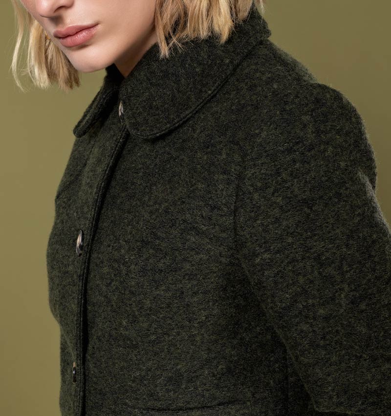 cucada-grüner-mantel