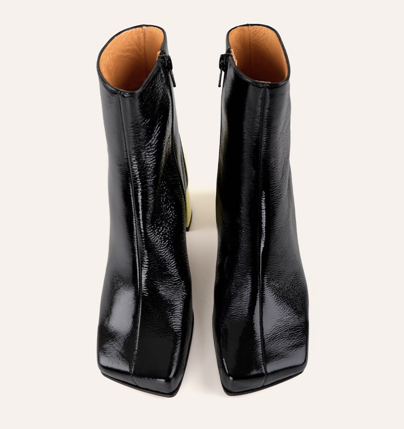 ubaita-black-yellow