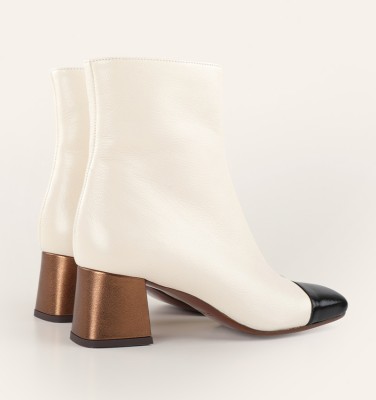 VOLKIRIA WHITE