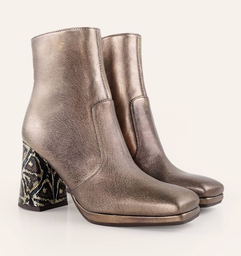 XELUX BRONZE