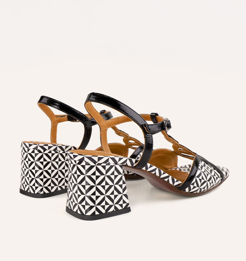 letouche-black-white