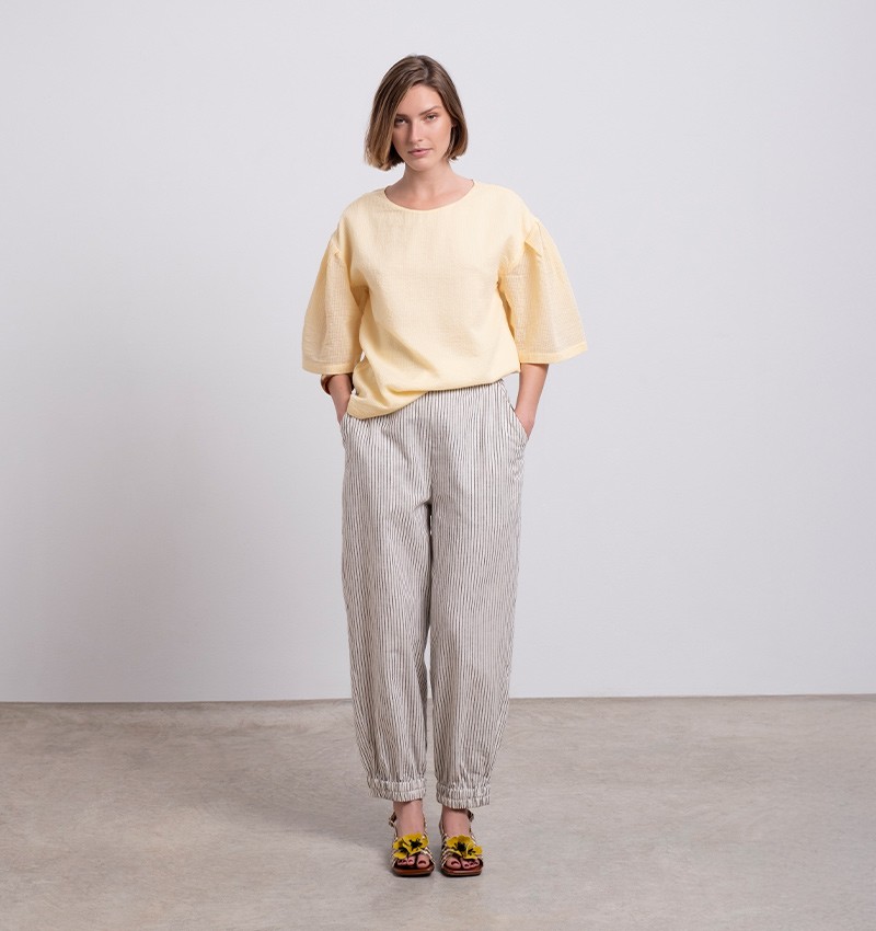 PANTALON PANCARTA GRIS